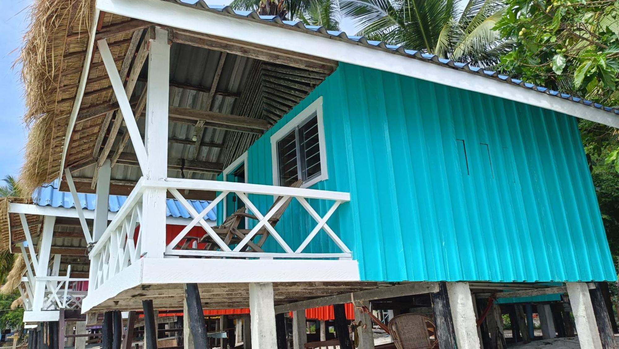 Paradiso Ocean Front Bungalows Sok San Village Exterior foto