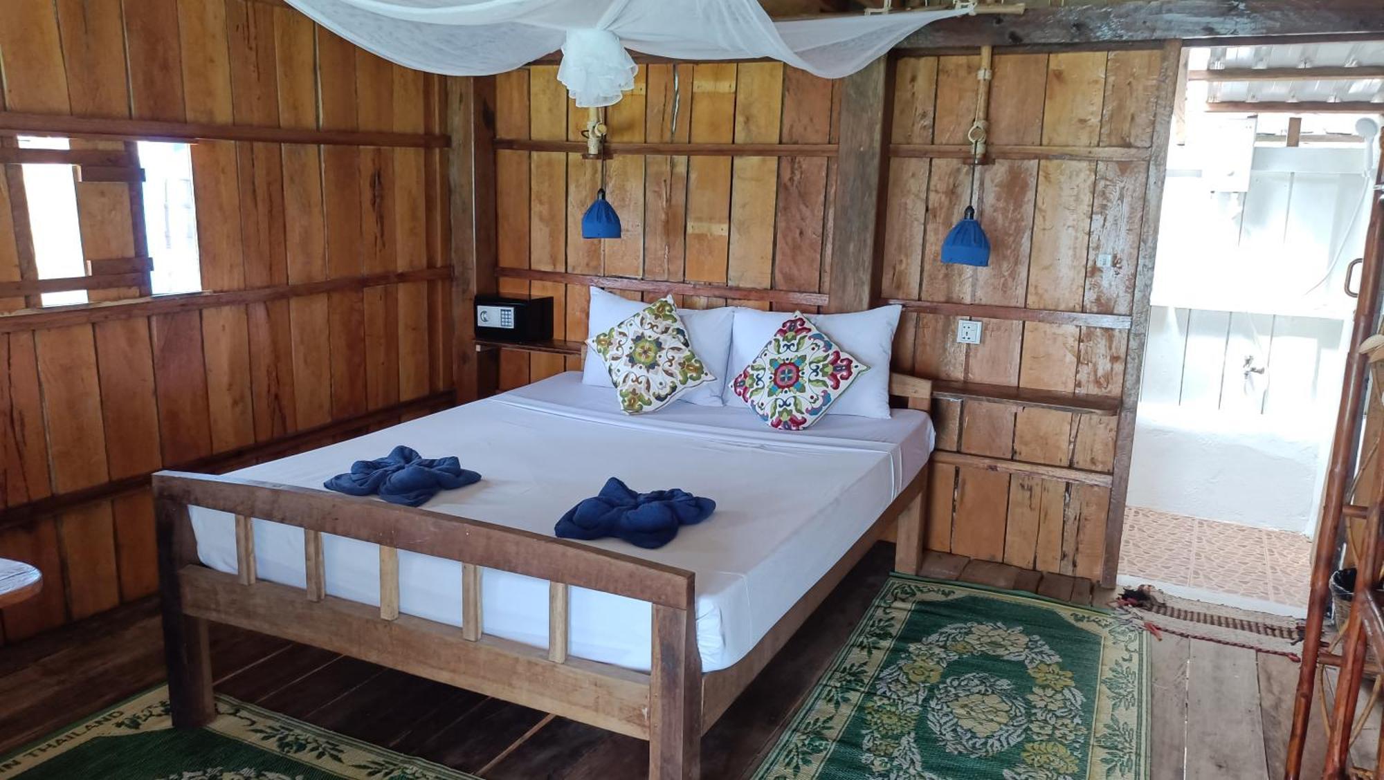 Paradiso Ocean Front Bungalows Sok San Village Exterior foto